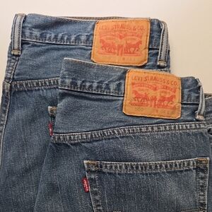 Levi's Relaxed Fit Blue Jeans for Men